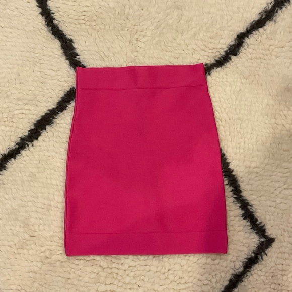 BCBG Bodycon Skirt Hot Pink NWT - Picture 5 of 7